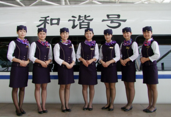 女生學(xué)習(xí)鐵路專業(yè)就業(yè)方向