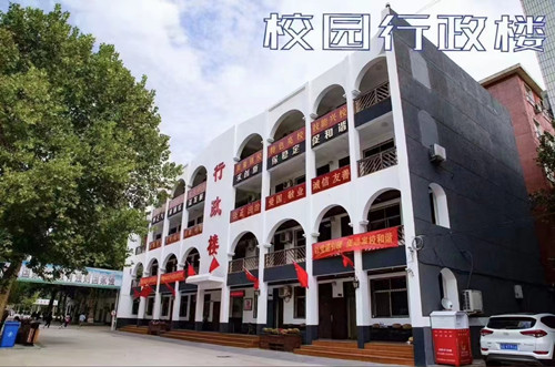 往屆生可以上石家莊東華鐵路學(xué)校3+3大專嗎？