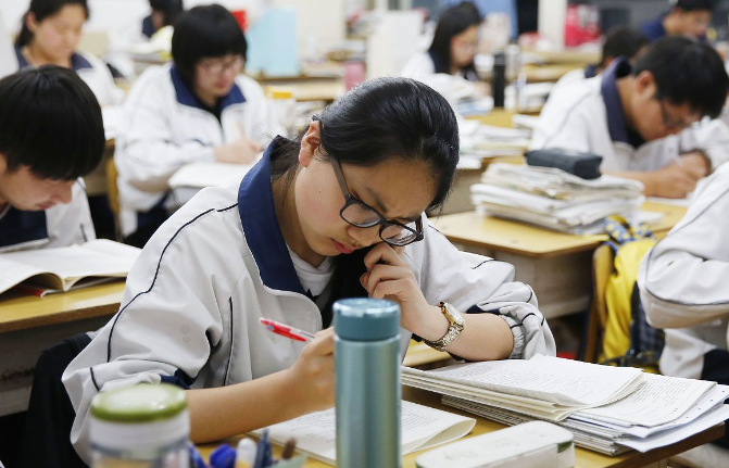 2024年河北省中考人數(shù)多少