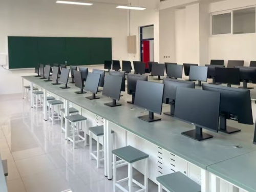 初中畢業(yè)男生選技術(shù)專業(yè)，這 3 類 “好就業(yè)、有前景”！